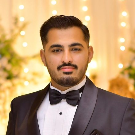 Arslan Riaz, Founder
